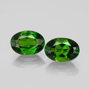 Gemas de diopsido de cromo verde natural de  ct, corte óvalo, VS