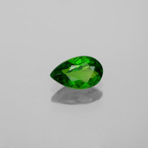 Diopsido de cromo verde natural de 0,41 ct, en forma de pera, VS