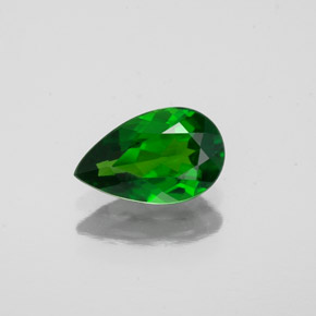 diópsido de cromo Verde natural de 0.71 ct, En forma de pera, VS
