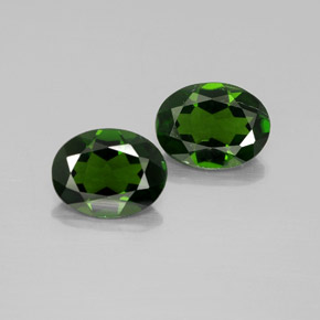 Gemas de diopsido de cromo verde natural de  ct, corte óvalo, VS
