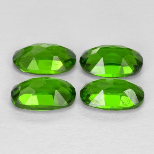 Gemas de diópsido de cromo Verde oscuro medio natural de 1.11 ct, Corte Óvalo, VS