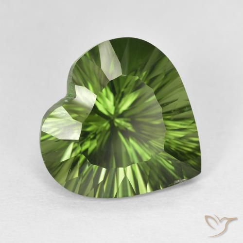 diópsido de cromo Verde oscuro natural de 7.24 ct, Corazón, VS