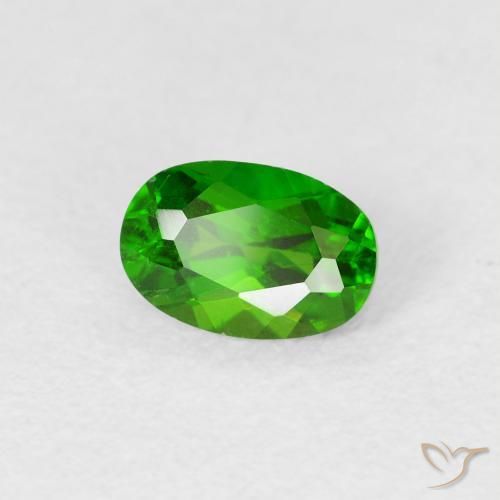 diópsido de cromo Verde bosque claro natural de 0.60 ct, Ovalada, VS