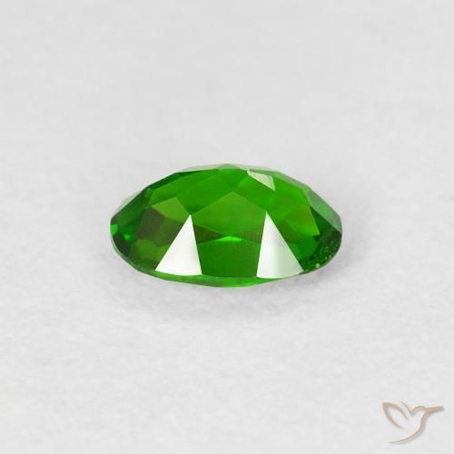 diópsido de cromo Verde bosque claro natural de 0.50 ct, Ovalada, VS