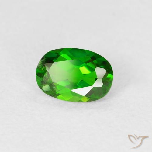 diópsido de cromo Verde intenso natural de 0.54 ct, Ovalada, VS