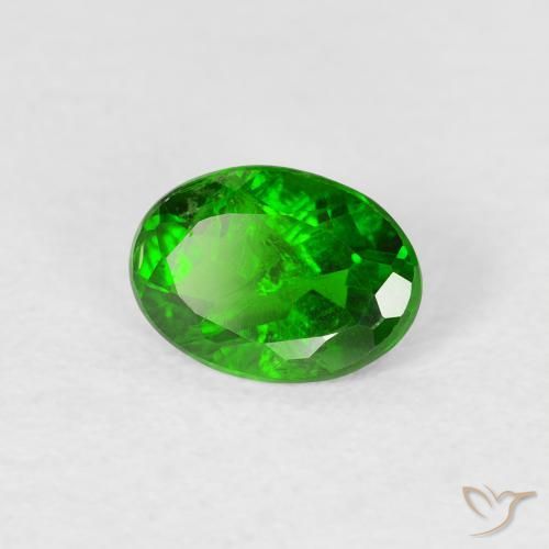 diópsido de cromo Verde bosque claro natural de 0.74 ct, Ovalada, VS-SI
