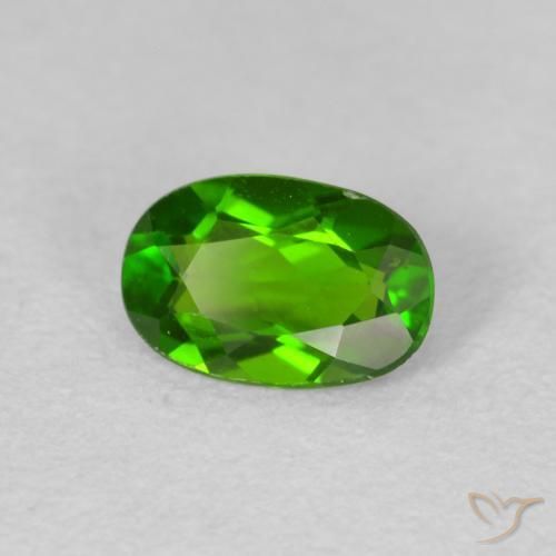 diópsido de cromo Medium Dark-Green natural de 0.63 ct, Ovalada, VS