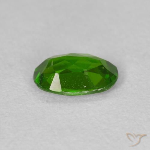 diópsido de cromo Medium Dark-Green natural de 0.63 ct, Ovalada, VS