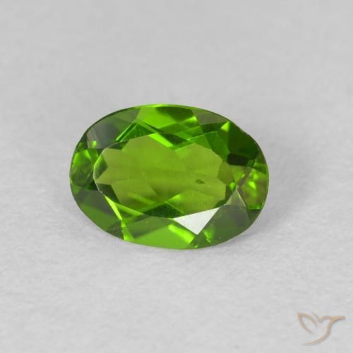 diópsido de cromo Medium Dark-Green natural de 0.73 ct, Ovalada, VS