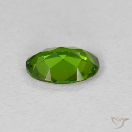 diópsido de cromo Medium Dark-Green natural de 0.73 ct, Ovalada, VS