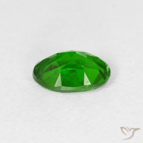 diópsido de cromo Verde oscuro natural de 0.82 ct, Ovalada, VS-SI
