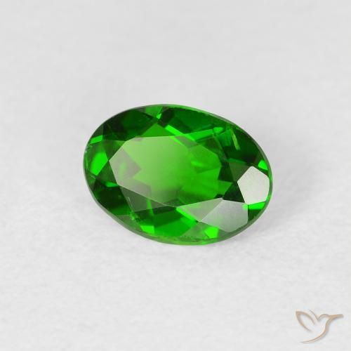 diópsido de cromo Verde bosque claro natural de 0.65 ct, Ovalada, VS