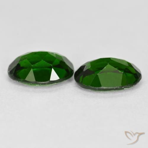 Gemas de diópsido de cromo Verde bosque natural de 1.70 ct, Ovalada, VS