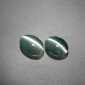 Gemas de chrysoberyl cat's eye verde natural de  ct, corte óvalo, translúcido