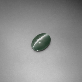 Chrysoberyl cat's eye verde natural de 0,55 ct, corte óvalo, translúcido