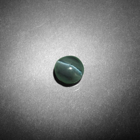 Crisoberilo Ojo de Gato Verde natural de 0.62 ct, Corte Redondo, Translúcido