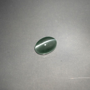 Crisoberilo Ojo de Gato Verde natural de 0.68 ct, Transparente, Transparente / Translúcido