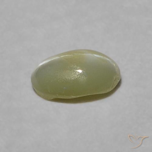 Crisoberilo Ojo de Gato Verde amarillento natural de 0.23 ct, Ovalada, Translúcido