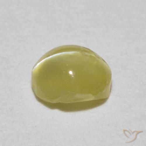 Crisoberilo Ojo de Gato Amarillo-dorado claro natural de 0.34 ct, Ovalada, Translúcido