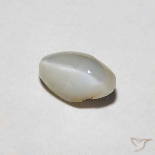 Crisoberilo Ojo de Gato Gris muy claro natural de 0.62 ct, Ovalada, Opaco