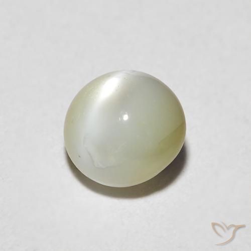 Crisoberilo Ojo de Gato Verde-amarillo grisáceo natural de 0.92 ct, Ovalada, Translúcido