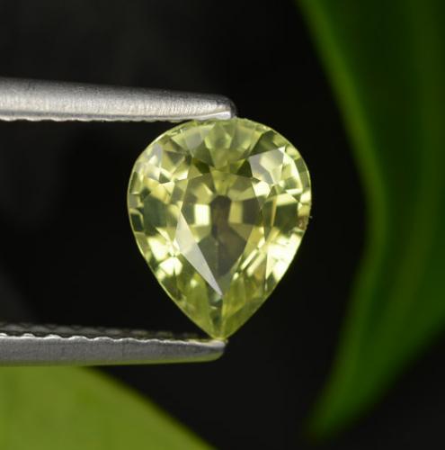 Crisoberilo Verde amarillo natural de 1.20 ct, En forma de pera, VVS-VS