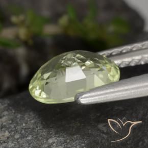Crisoberilo Verde claro natural de 1.17 ct, Ovalada, VVS-VS