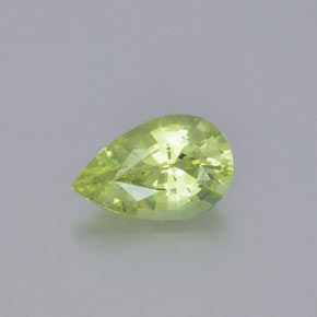 Crisoberilo Verde lima claro natural de 0.83 ct, En forma de pera, VVS