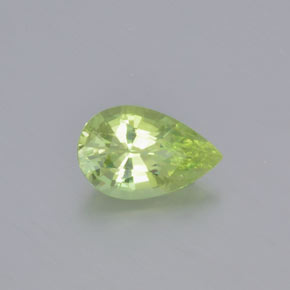 Crisoberilo Verde lima claro natural de 0.83 ct, En forma de pera, VVS