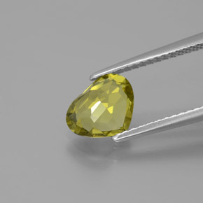 Crisoberilo Dorado verdoso natural de 1.56 ct, Forma de corazón, VVS
