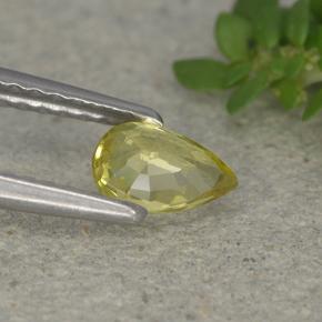 Crisoberilo Amarillo medio natural de 0.45 ct, En forma de pera, VVS