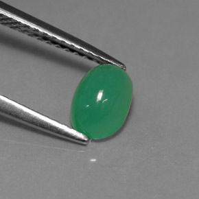 Crisoprasa Verde natural de 0.92 ct, Corte Óvalo, Translúcido