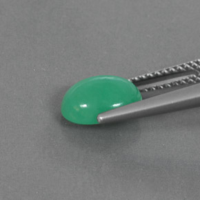 Crisoprasa verde natural de 1,80 ct, corte óvalo, opaco