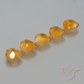 Gemas de Citrino Dorado-naranja medio natural de 5.06 ct, Corazón, VS