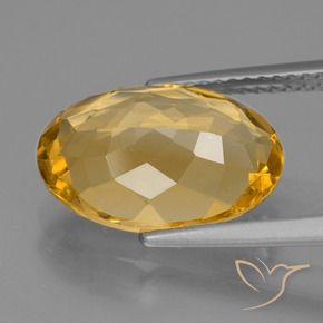 Citrino Dorado oscuro medio natural de 4.73 ct, Ovalada, VVS-VS