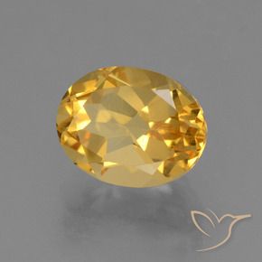 Citrino Dorado medio natural de 3.09 ct, Ovalada, VVS-VS