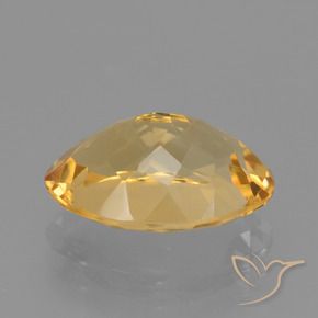 Citrino Dorado-naranja claro natural de 3.63 ct, Ovalada, VVS