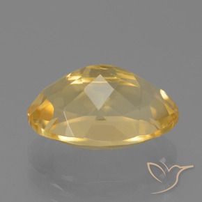Citrino Dorado medio natural de 4.46 ct, Ovalada, VVS