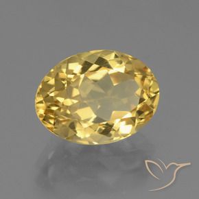 Citrino Dorado medio natural de 4.40 ct, Ovalada, VVS