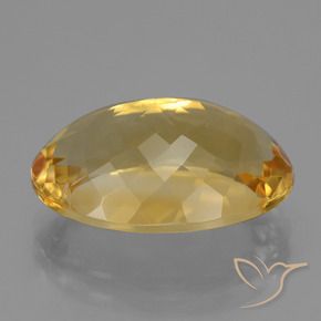 Citrino Dorado medio natural de 10.67 ct, Ovalada, VVS