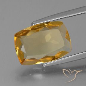 Citrino Dorado oscuro medio natural de 3.58 ct, Forma Cojín, VVS-VS