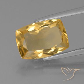 Citrino Dorado oscuro medio natural de 3.51 ct, Forma Cojín, VVS-VS