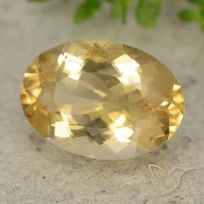 Citrino Dorado medio natural de 5.29 ct, Ovalada, VVS