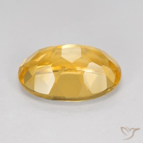 Citrino Dorado medio natural de 5.71 ct, Ovalada, VVS-VS