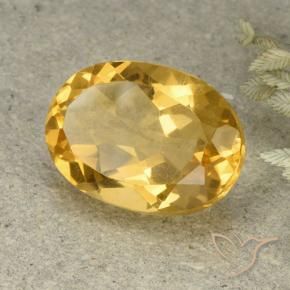 Citrino Dorado claro medio natural de 5.60 ct, Ovalada, VVS-VS