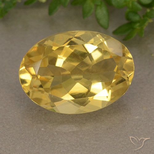 5.35ct Natural Dorado medio Citrino, Ovalada, VVS-VS