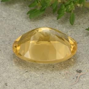 Citrino Dorado claro medio natural de 5.33 ct, Ovalada, VVS-VS