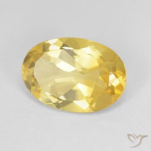 Citrino Dorado medio natural de 4.86 ct, Ovalada, VVS-VS