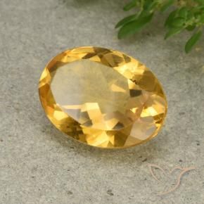Citrino Dorado claro medio natural de 4.51 ct, Ovalada, VVS-VS