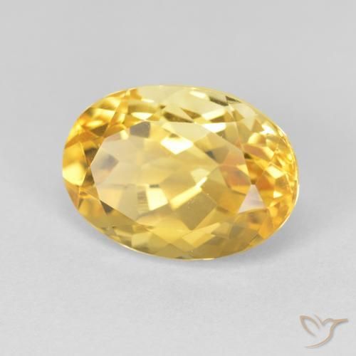 Citrino Dorado medio natural de 6.84 ct, Ovalada, VVS-VS